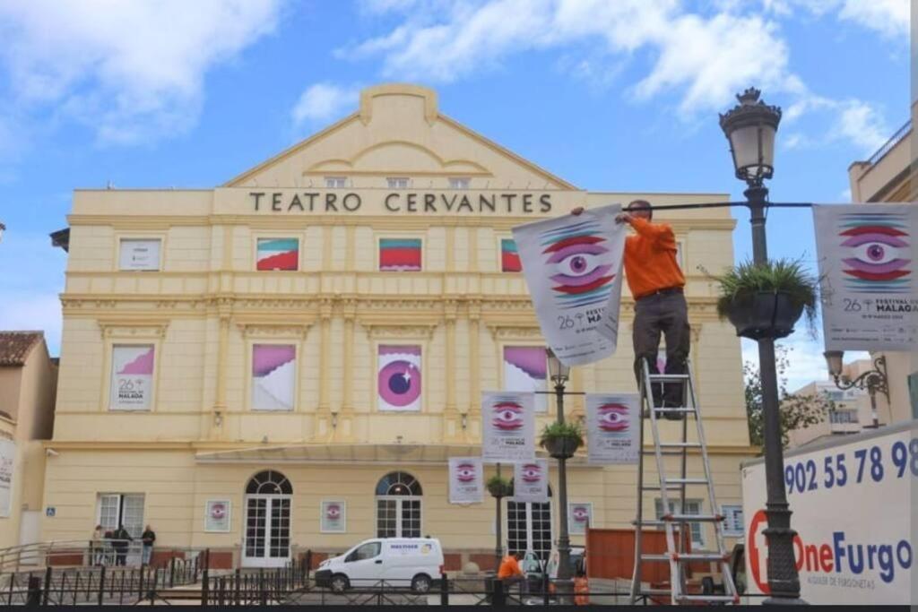 Apartamento Souvenirs Málaga Esterno foto