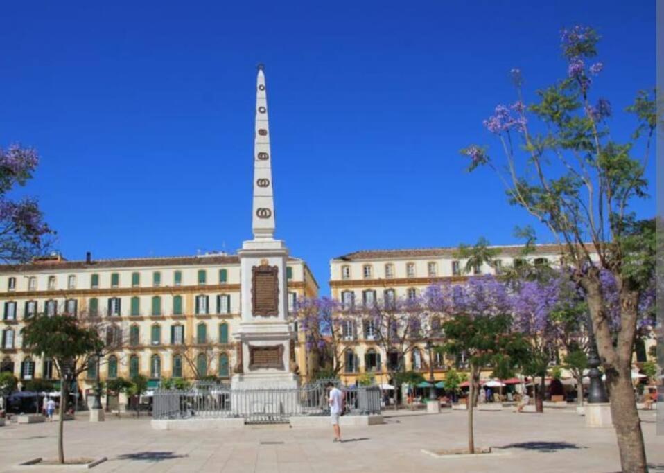 Apartamento Souvenirs Málaga Esterno foto